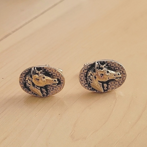 Vintage Horse Head Cufflinks - Picture 5 of 5